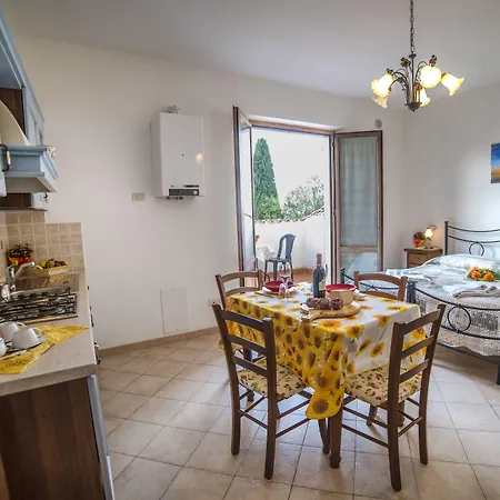 Santa Caterina Lägenhetshotell Asciano